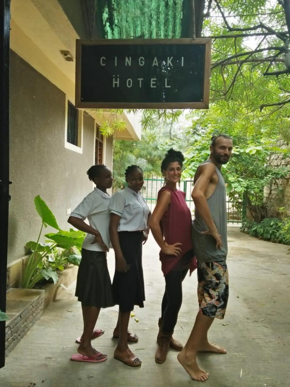 Cingaki Hotel Момбаса Экстерьер фото